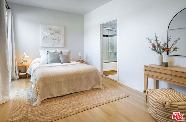 2811 Arizona Avenue 4, Santa Monica, CA 90404