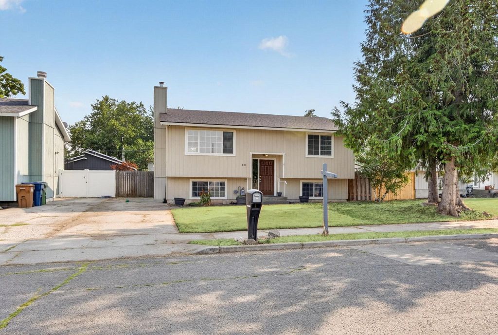 4212 E 24TH Ave, Spokane, WA 99223 photo 1