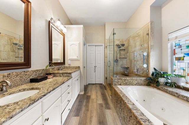 3408 Blue Forest Drive, Arlington, TX 76001