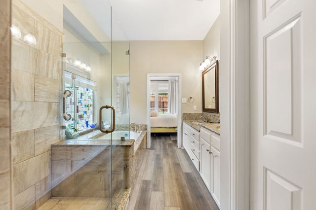 3408 Blue Forest Drive, Arlington, TX 76001