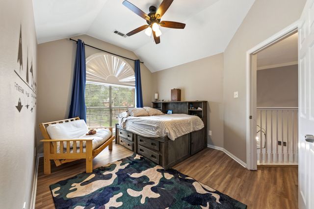3408 Blue Forest Drive, Arlington, TX 76001