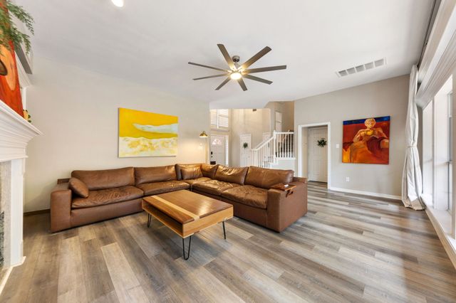 3408 Blue Forest Drive, Arlington, TX 76001
