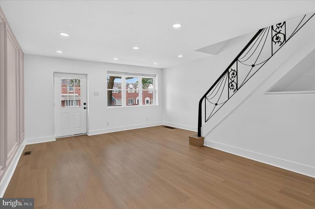 8613 RUGBY ST, Philadelphia, PA 19150