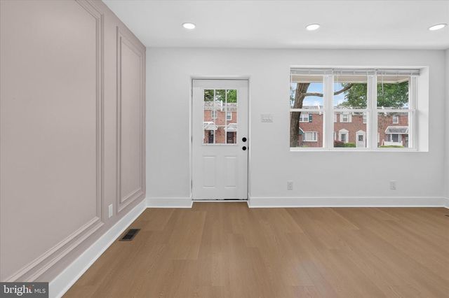 8613 RUGBY ST, Philadelphia, PA 19150