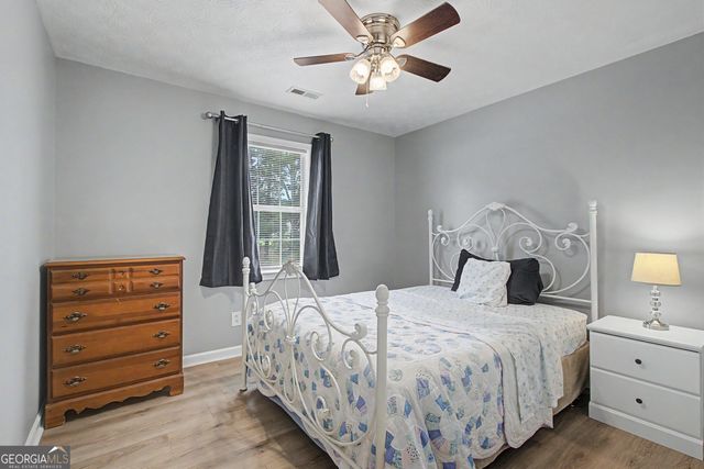 29 Pecan Lake Court, Sharpsburg, GA 30277