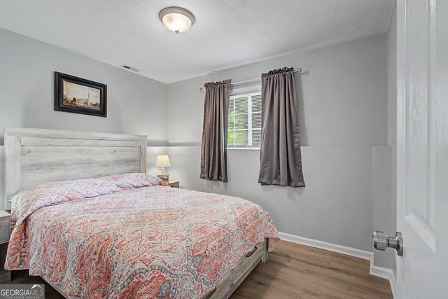 29 Pecan Lake Court, Sharpsburg, GA 30277