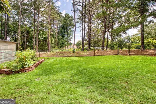 29 Pecan Lake Court, Sharpsburg, GA 30277