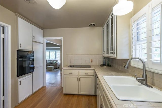 812 Serpentine, Redlands, CA 92373