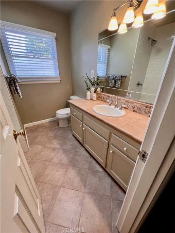 812 Serpentine, Redlands, CA 92373