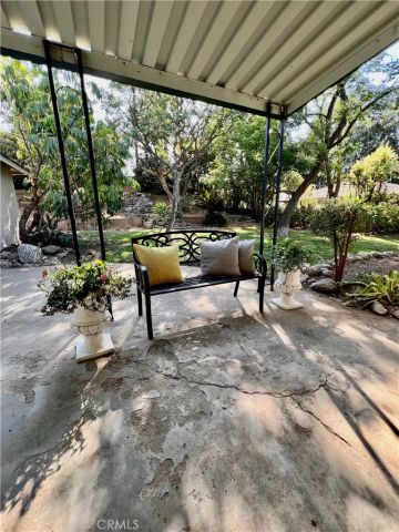 812 Serpentine, Redlands, CA 92373