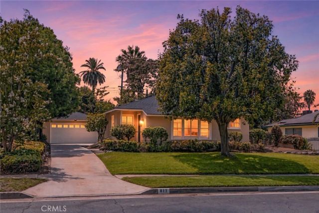 812 Serpentine, Redlands, CA 92373