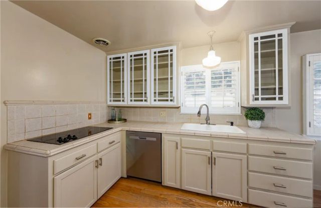 812 Serpentine, Redlands, CA 92373
