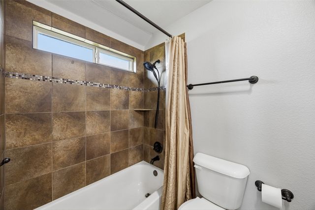 1310 Billingsley Drive, Waxahachie, TX 75167