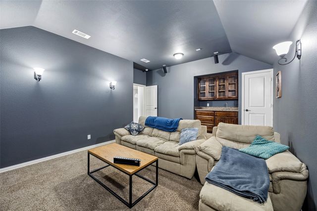1310 Billingsley Drive, Waxahachie, TX 75167