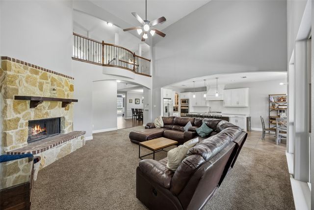1310 Billingsley Drive, Waxahachie, TX 75167