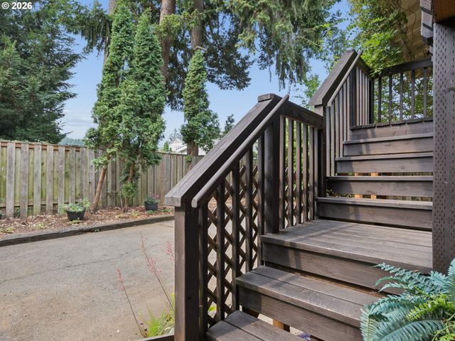 15120 Se FRANKLIN St, Portland, OR 97236