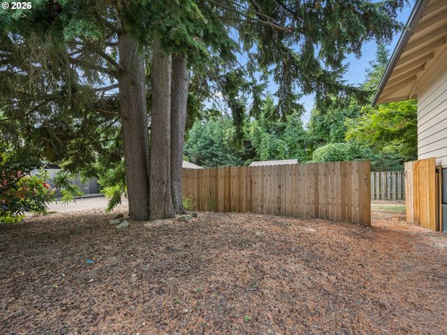 15120 Se FRANKLIN St, Portland, OR 97236