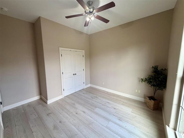 1023 N Worthington Dr Drive, Lake Charles, LA 70605