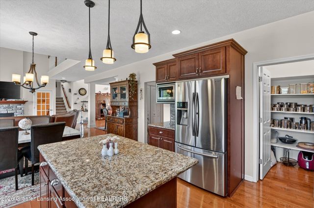 1582 Maiden Lane, Okemos, MI 48864