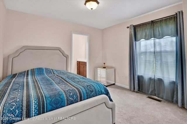 1582 Maiden Lane, Okemos, MI 48864