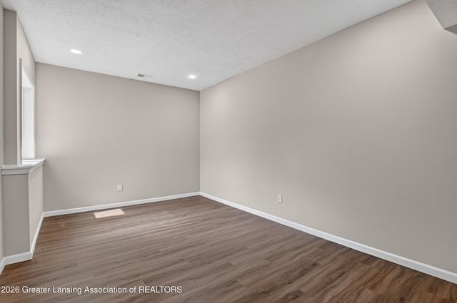 1582 Maiden Lane, Okemos, MI 48864