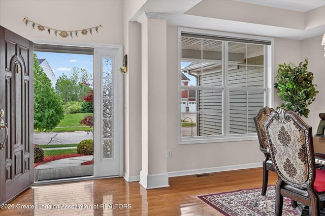 1582 Maiden Lane, Okemos, MI 48864