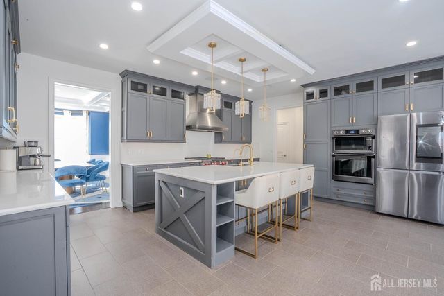 2 Hitching Post Place, Monroe, NJ 08831