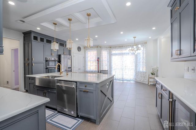 2 Hitching Post Place, Monroe, NJ 08831