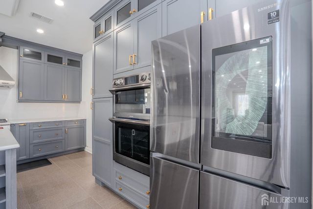 2 Hitching Post Place, Monroe, NJ 08831