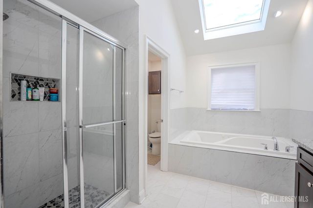 2 Hitching Post Place, Monroe, NJ 08831