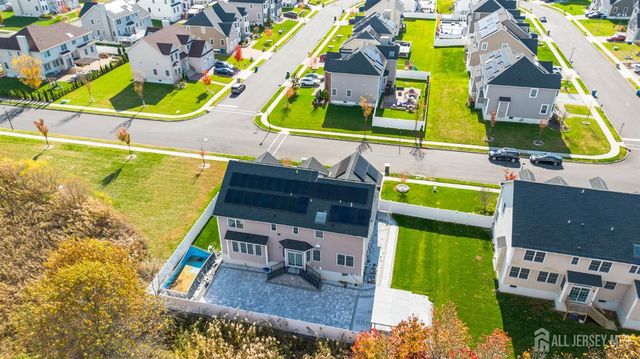 2 Hitching Post Place, Monroe, NJ 08831