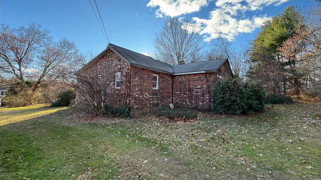 337 Hampton Road, Chaplin, CT 06235