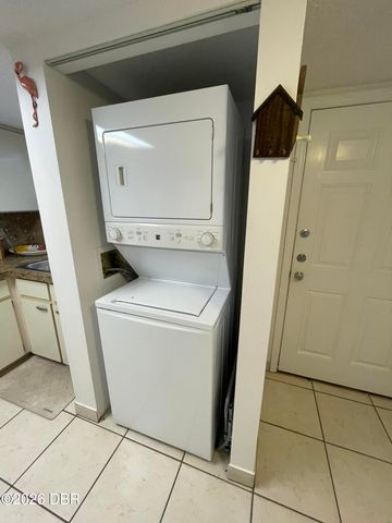 2390 Ocean Shore Blvd Apt 402, Ormond Beach, FL 32176