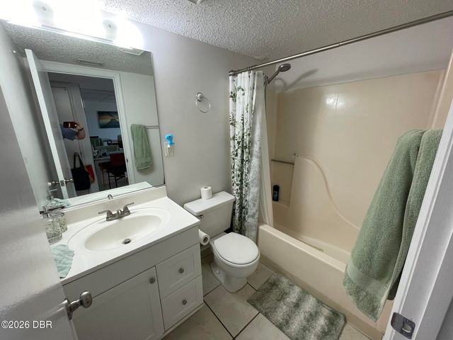 2390 Ocean Shore Blvd Apt 402, Ormond Beach, FL 32176
