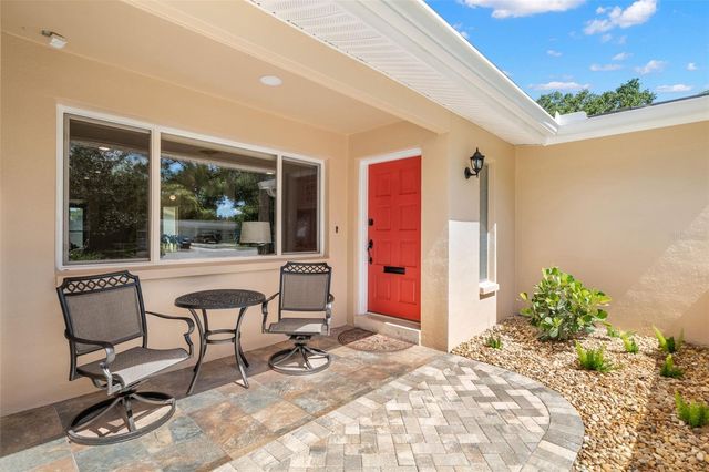 7940 3RD STREET N, St Petersburg, FL 33702