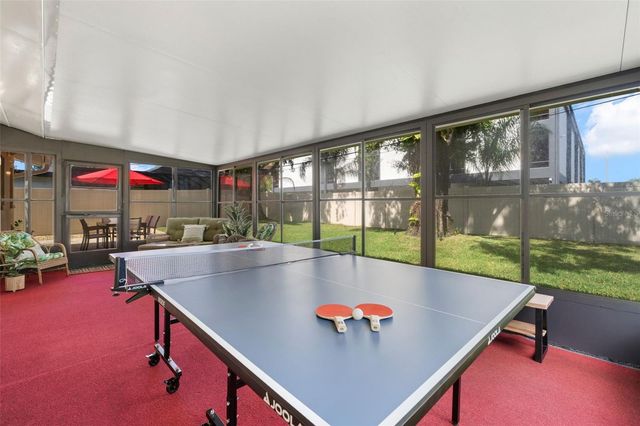 7940 3RD STREET N, St Petersburg, FL 33702