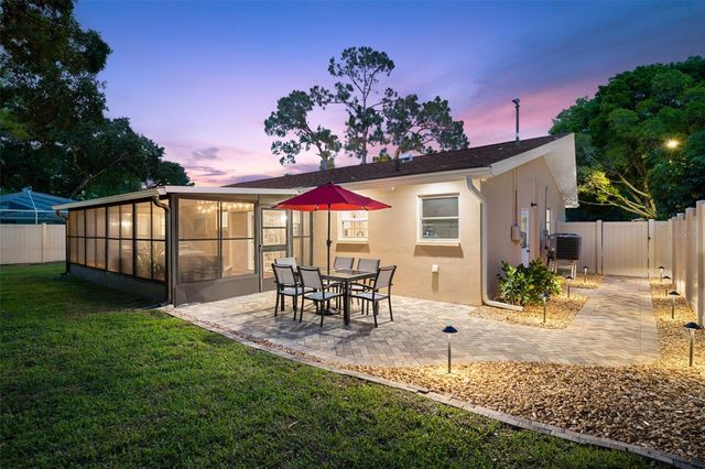 7940 3RD STREET N, St Petersburg, FL 33702