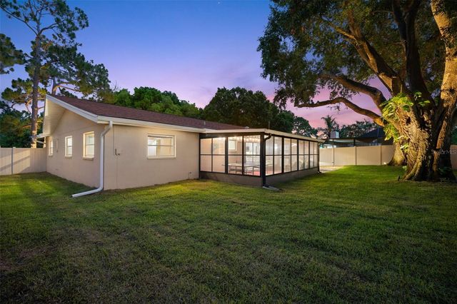 7940 3RD STREET N, St Petersburg, FL 33702