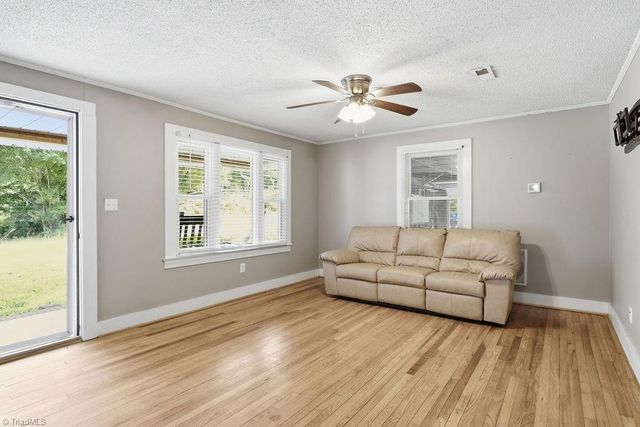 6433 Nc 268, Dobson, NC 27017
