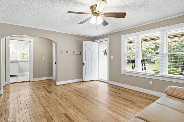 6433 Nc 268, Dobson, NC 27017