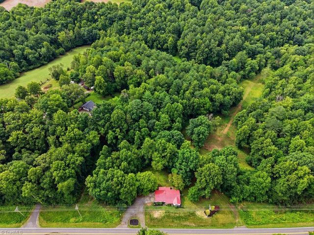 6433 Nc 268, Dobson, NC 27017