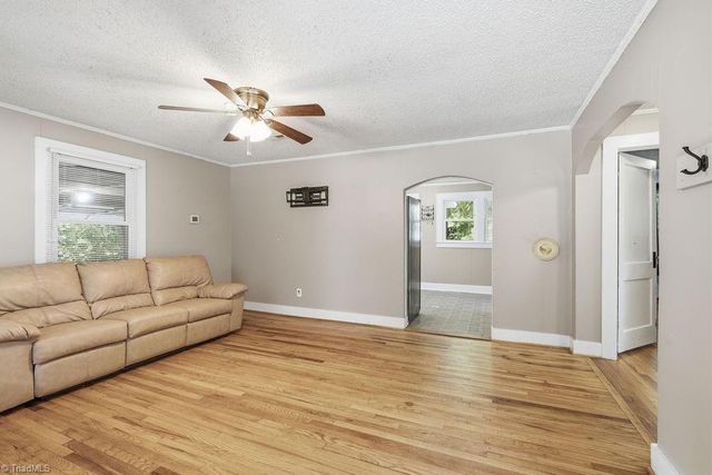 6433 Nc 268, Dobson, NC 27017