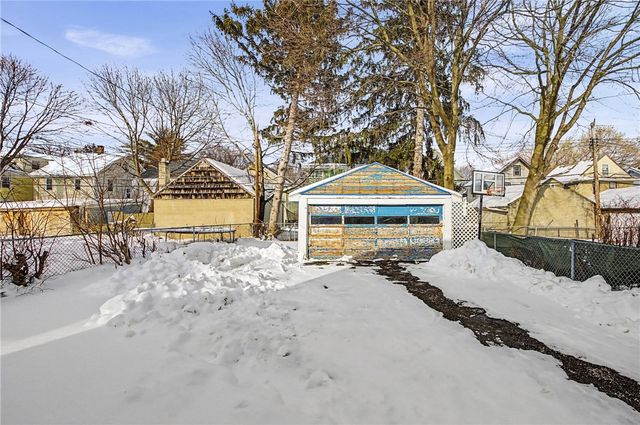 116 Barberry, Rochester, NY 14621