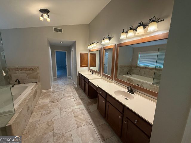 102 Westmont Way, Tyrone, GA 30290