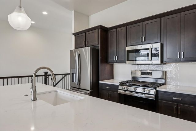 1026 Highland Trail, Solon, IA 52333