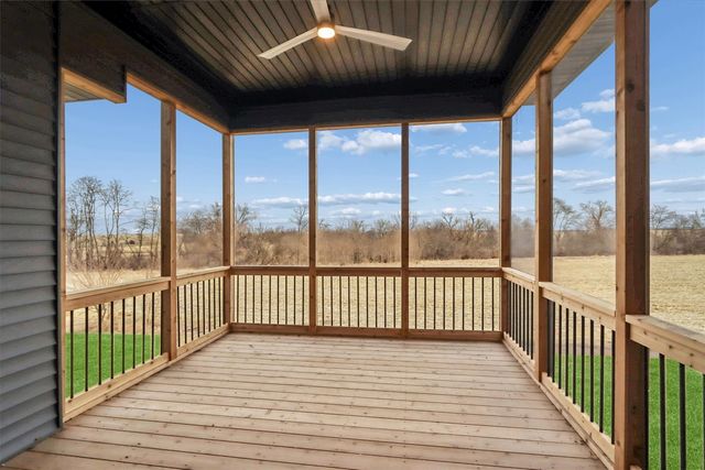 1026 Highland Trail, Solon, IA 52333