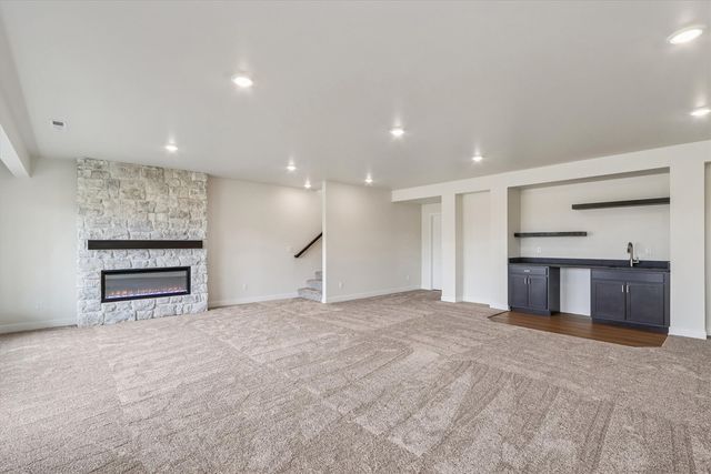 1026 Highland Trail, Solon, IA 52333