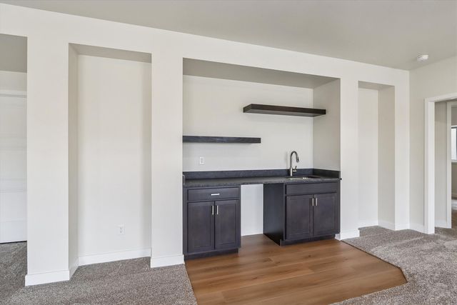 1026 Highland Trail, Solon, IA 52333