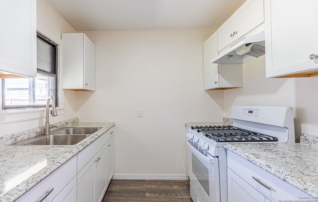 131 Harald, San Antonio, TX 78214