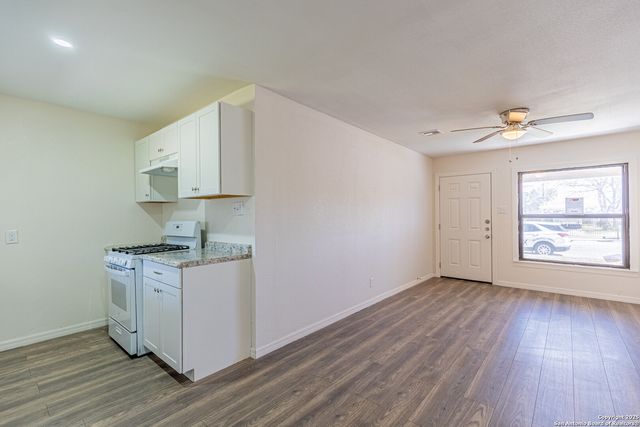 131 Harald, San Antonio, TX 78214